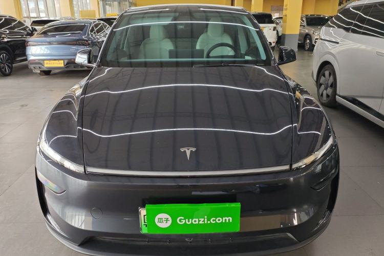 Used Tesla Model Y 2025 Rear-Wheel Drive First Edition