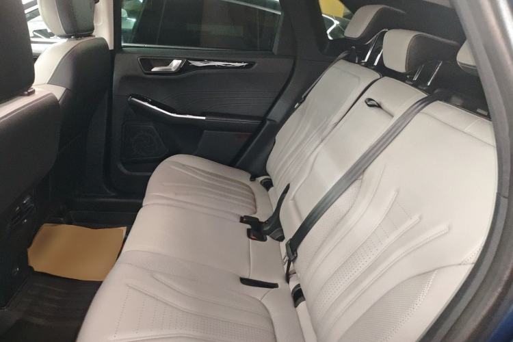 Used Ford Escape 2020 EcoBoost 245 Two-Wheel-Drive Titanium Edition
