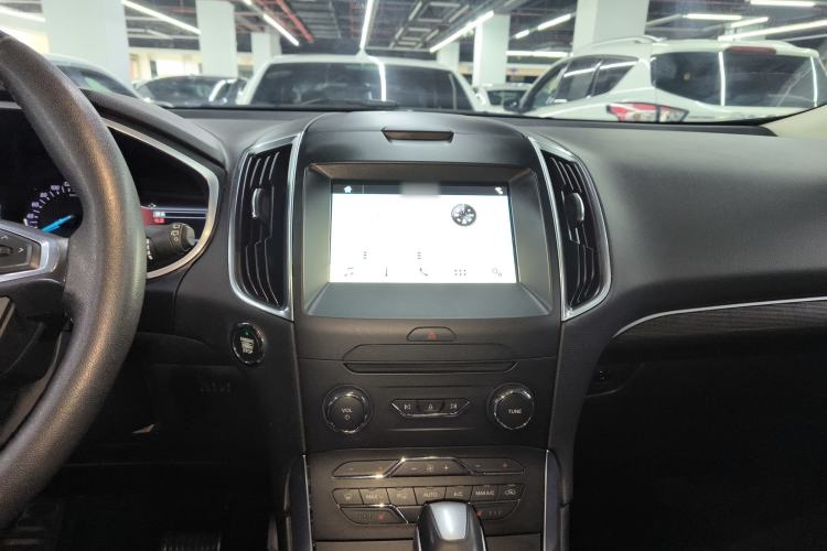 Used Ford Edge 2018 EcoBoost 245 Two-Wheel-Drive Titanium 7-Seater China V Standard
