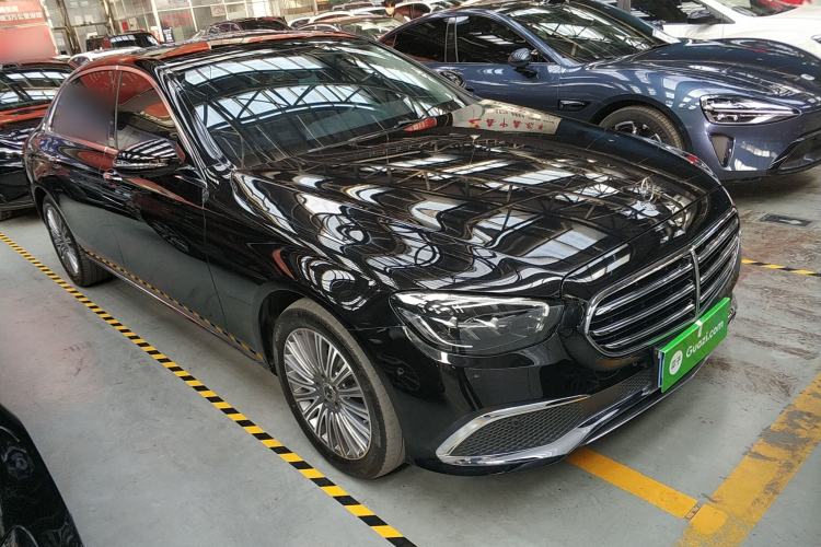 Used Mercedes-Benz E-Class 2022 Second Facelift E 300 L Fashion Edition
