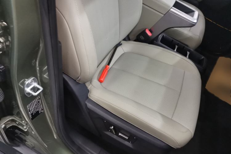 Used  V23 2025 501 Four-Wheel Drive Intelligent Driving Version