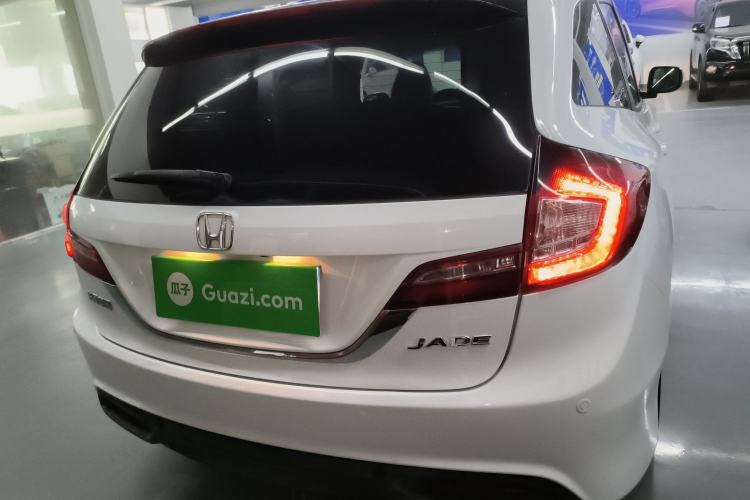 Used Honda Jade 2014 1.8L Automatic Comfort Elite Version 5 Seats
