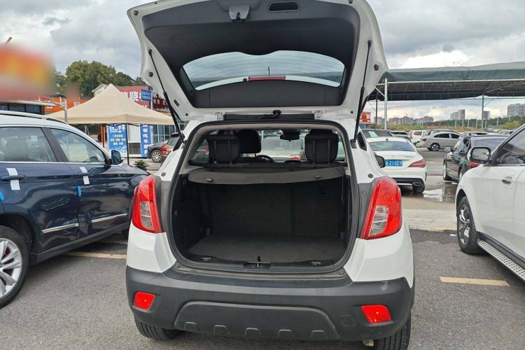 Used Buick Encore 2015 1.4T Automatic Two-Wheel Drive Urban Elite Version
