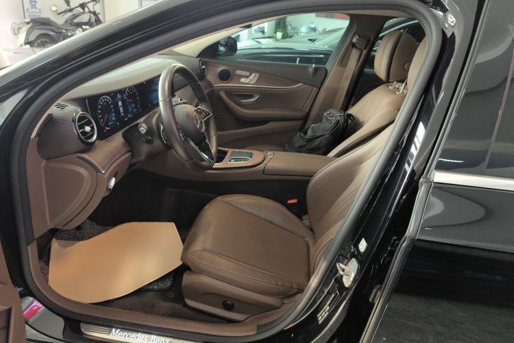 Used Mercedes-Benz E-Class New Energy 2023 E 350 e L Plug-in Hybrid Sedan