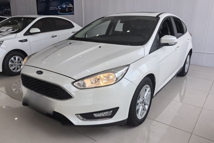 Used Ford Focus 2015 Hatchback 1.6L Automatic Fashion Edition