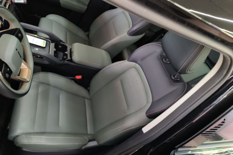 Used  03 2024 501km Two-Wheel Drive Long-Range Version
