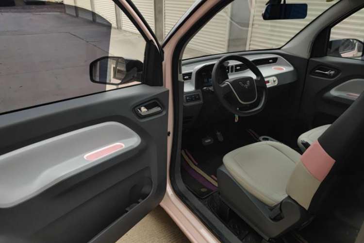 Used Wuling Hongguang MINIEV 2021 Macaron Premium Model – Lithium Iron Phosphate
