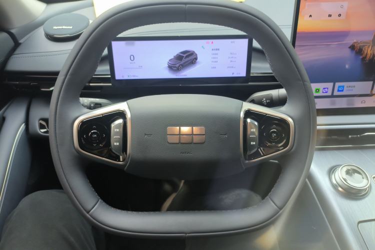 Used  E5 2024 530 km Exploration+ Version
