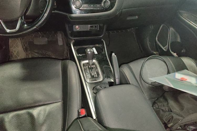 Used Mitsubishi Outlander 2018 2.0L Two-Wheel Drive Glory Edition 5 Seats