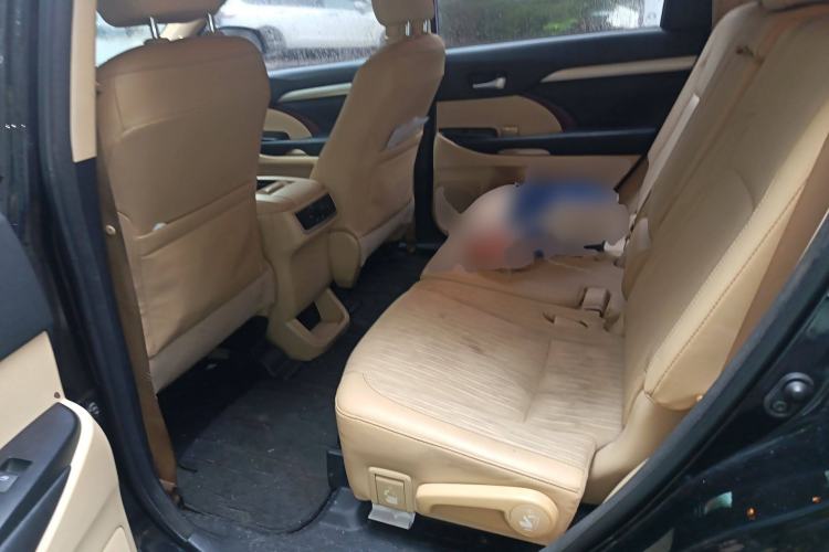 Used Toyota Highlander 2015 2.0T Four-Wheel Drive Elite Edition 7-Seater
