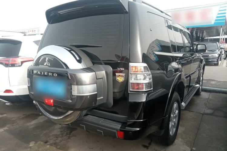 Used Mitsubishi Pajero 2019 3.0L Automatic Comfort Edition