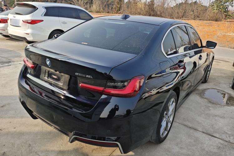 Used BMW i3 2022 eDrive 35 L
