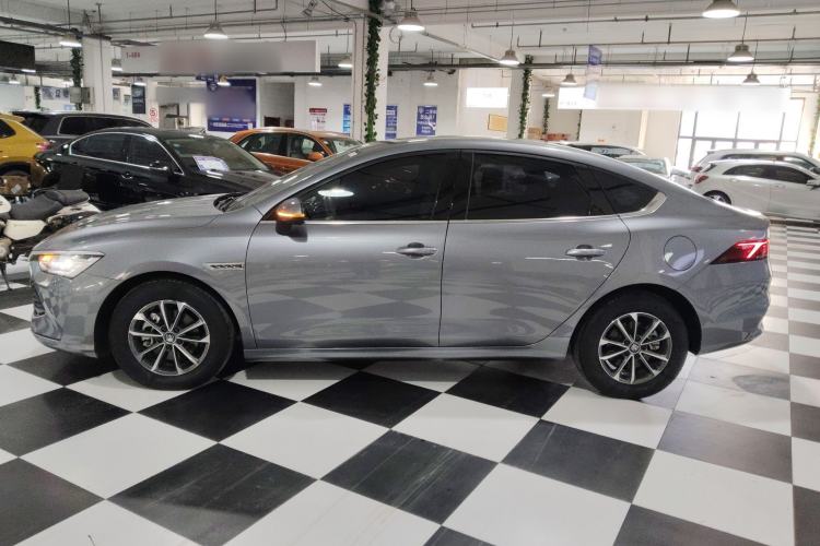 Used BYD Qin PLUS 2023 Champion Edition DM-i 55KM Leading Model
