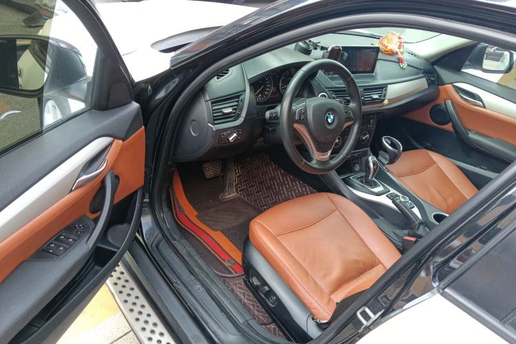 Used BMW X1 2014 sDrive18i Fashion Model
