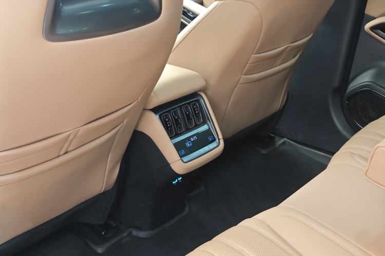 Used BYD Song L EV 2025 Intelligent Driving Version 662 km LiDAR Excellence Edition