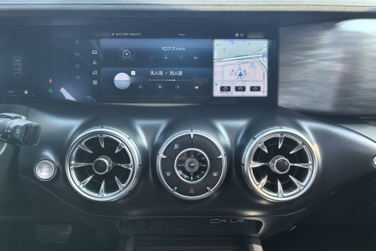 Used Tank 300 2021 City Edition 2.0T—Truly Stylish
