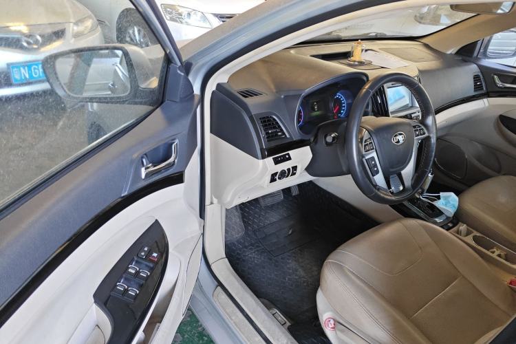 Used BYD Surui 2012 1.5TID Automatic Luxury Version
