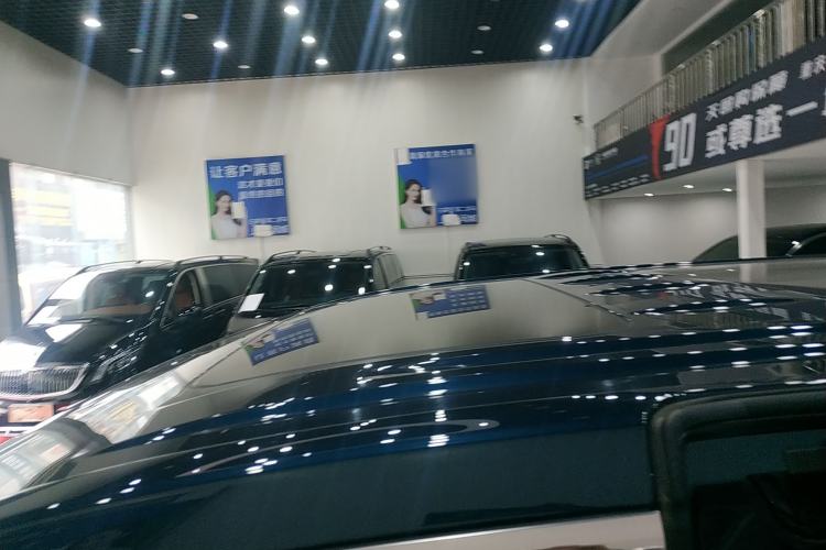 Used VOYAH Dream 2025 PHEV Four-Wheel Drive Prestige Kunpeng Edition
