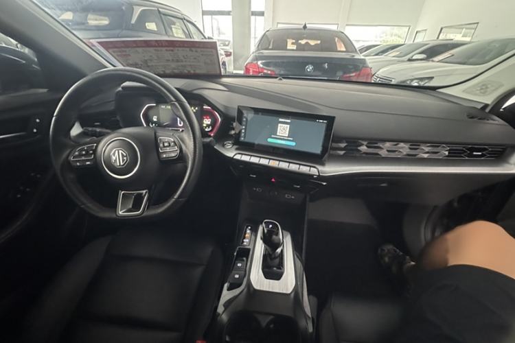 Used MG 5 2021 300TGI DCT Elegant Luxury Edition
