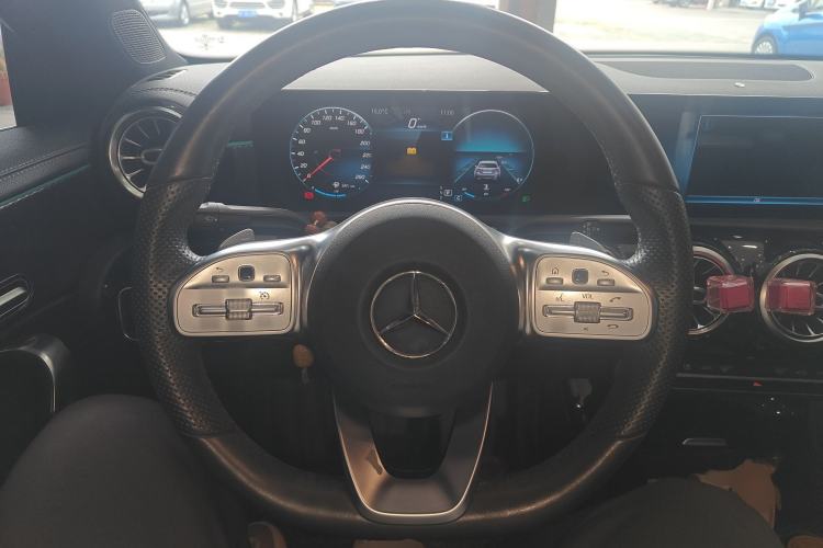 Used Mercedes-Benz A-Class 2020 Restyled A 200 L Sport Sedan Fashion Version