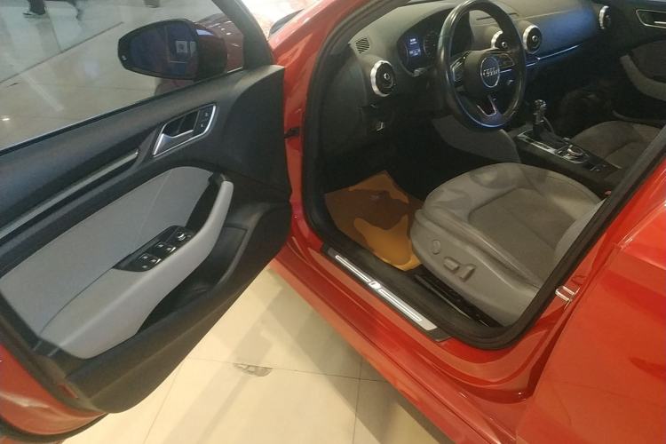 Used Audi A3 2019 Limousine 35 TFSI Fashion Edition China V standard
