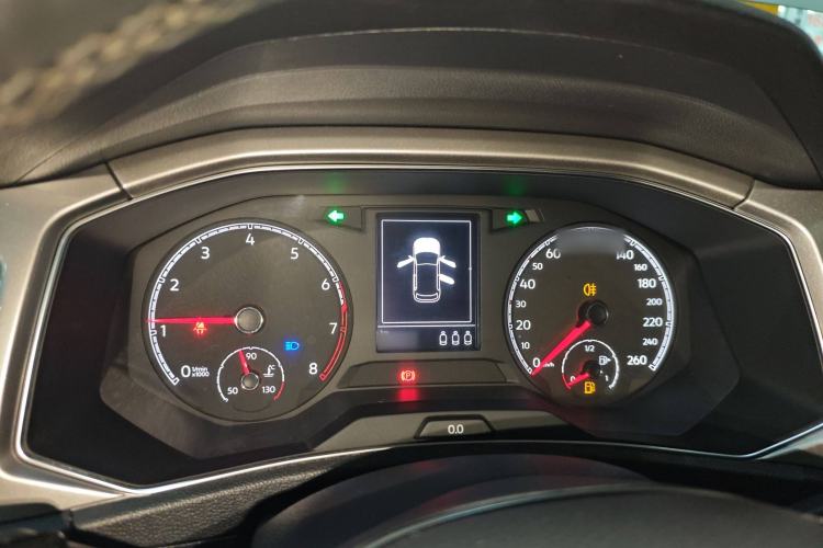 Used Volkswagen T-ROC 2020 230TSI DSG Two-Wheel Drive Advanced Version
