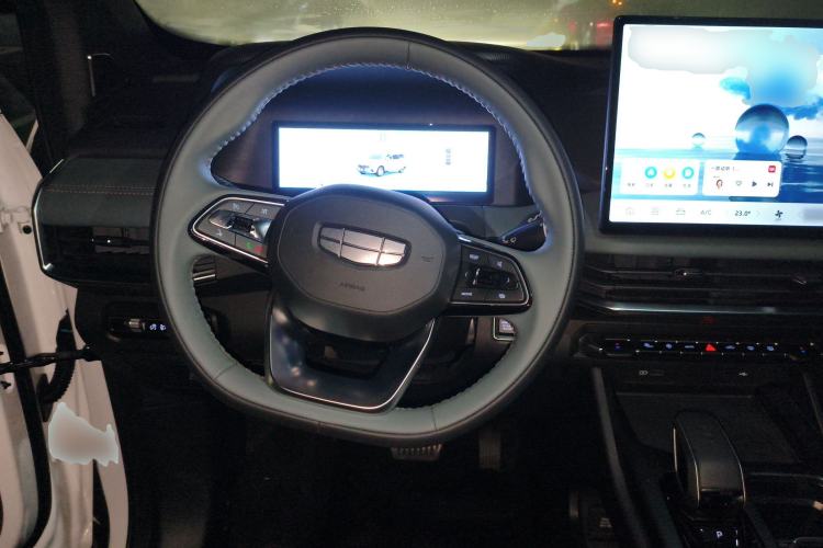 Used Geely Auto Haoyue L 2024 2.0T DCT Prestige Version