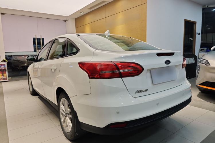 Used Ford Focus 2017 Sedan 1.6L Automatic Fashion Edition Smart Drive Version