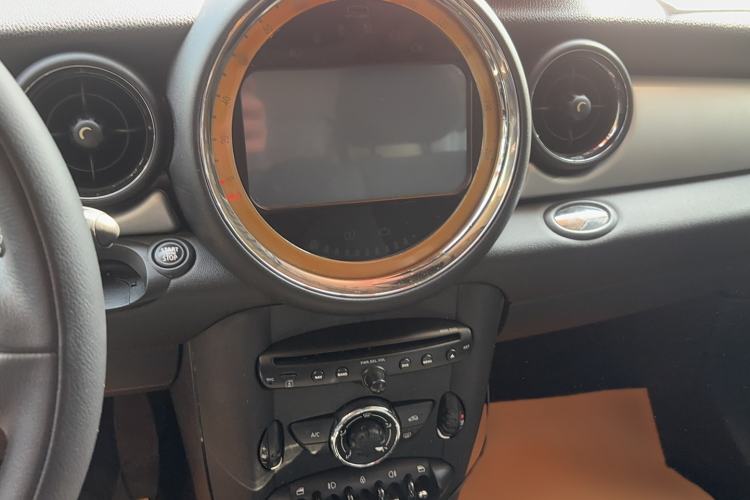 Used  MINI 2013 1.6L ONE Limited Edition Third Version
