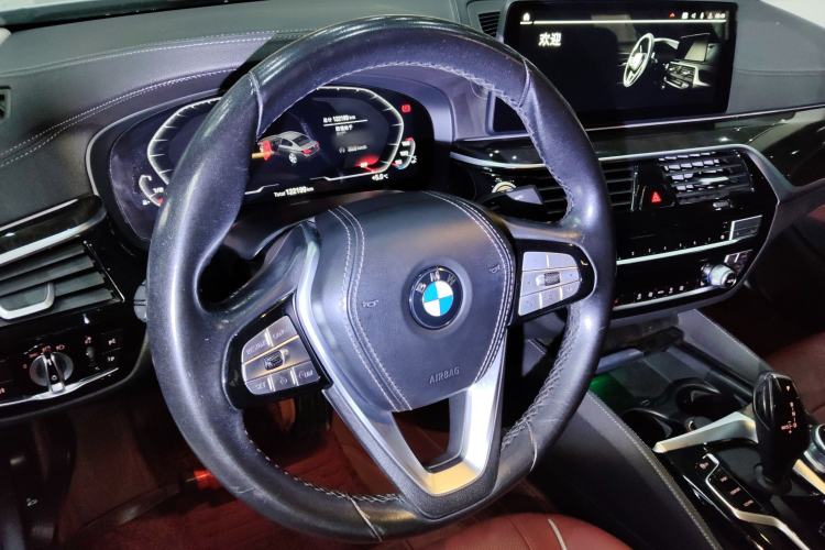 Used BMW 5 Series 2021 525Li Luxury Package
