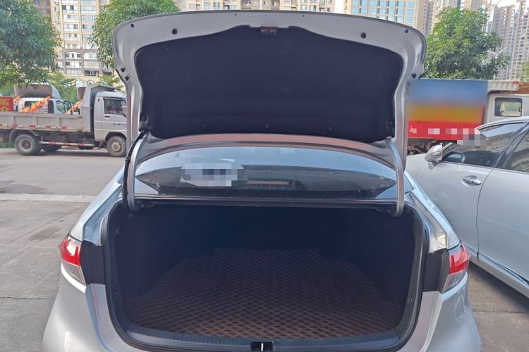 Used Toyota Levin 2022 Dual-Motor 1.8H E-CVT Leading Edition
