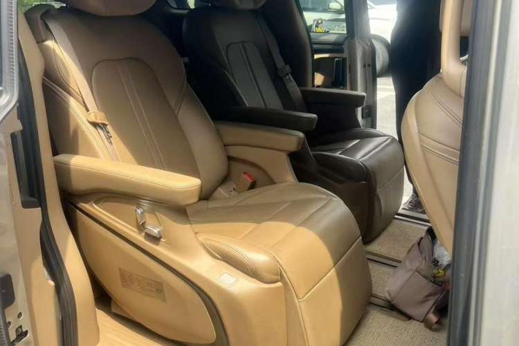 Used Buick GL8 2021 ES Landtrek 653T Luxury Model
