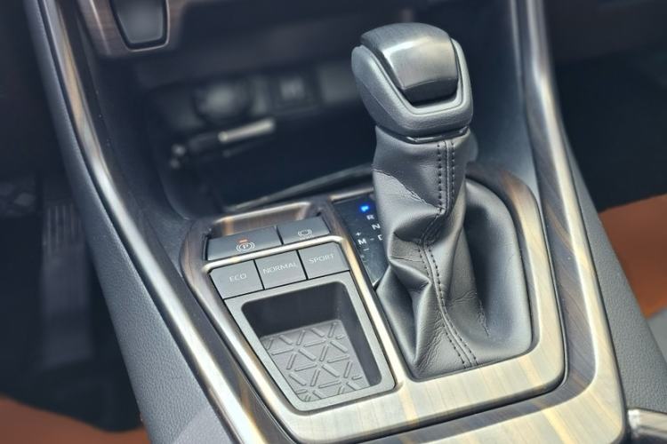 Used Toyota RAV4 2021 2.0L CVT Two-Wheel Drive Fashion Edition
