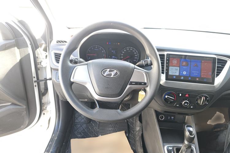 Used Hyundai Verna 2016 1.4L Automatic Cool Edition GLS
