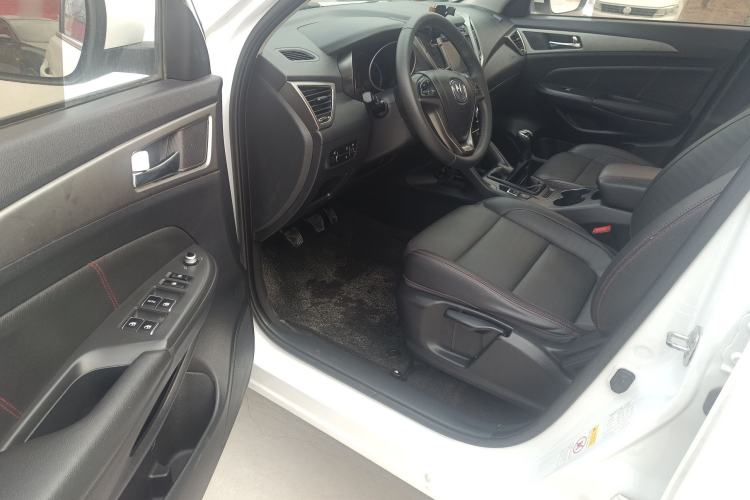 Used Changan CS75 2016 2.0L Manual Luxury Version China V Standard