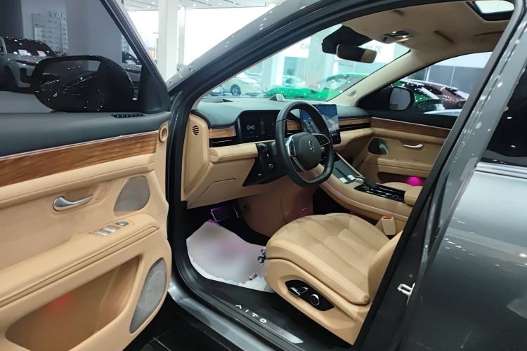 Used Hima AITO M7 2022 1.5T Rear-Drive Comfort Edition
