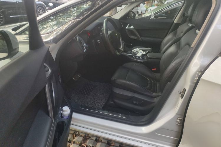 Used  5 2013 1.6T Elegant Edition THP200