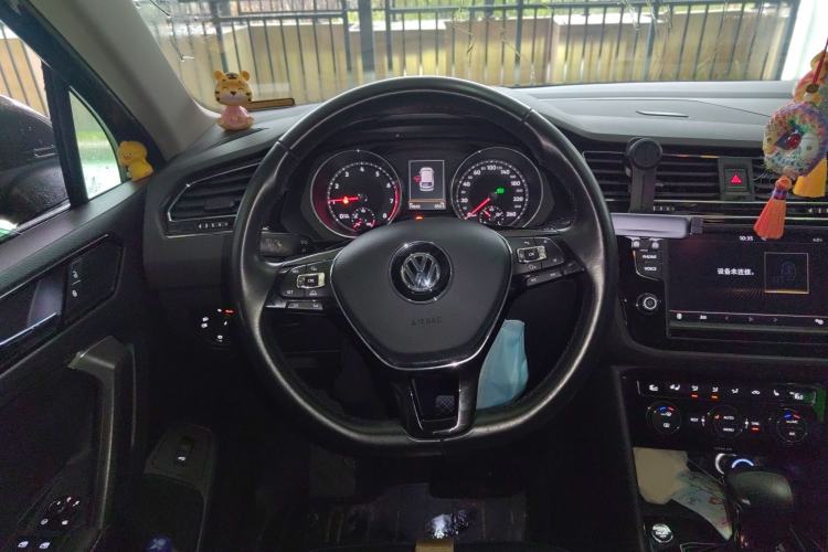 Used Volkswagen Tiguan L 2018 380TSI Automatic All-Wheel Drive Luxury Edition