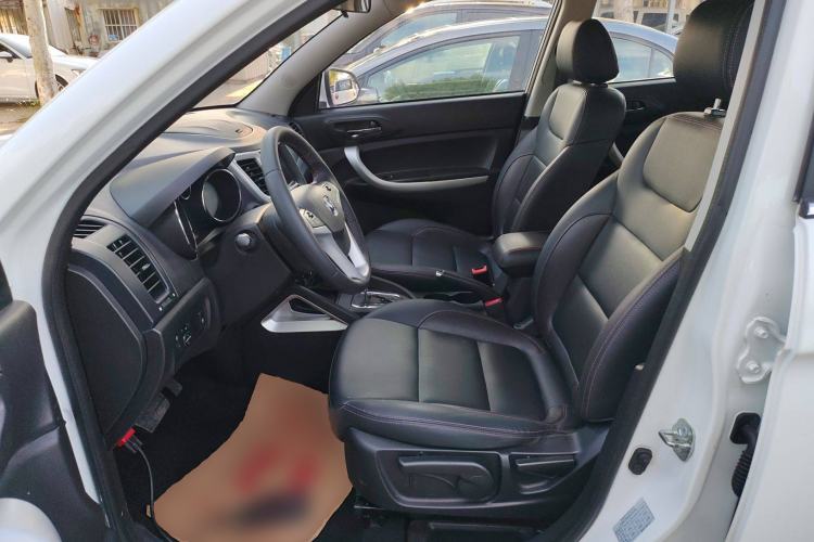 Used Changan CS35 2016 1.6L Automatic Luxury Model China V Standard
