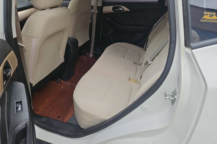 Used  Q35 2016 1.5L Automatic Cool Edition
