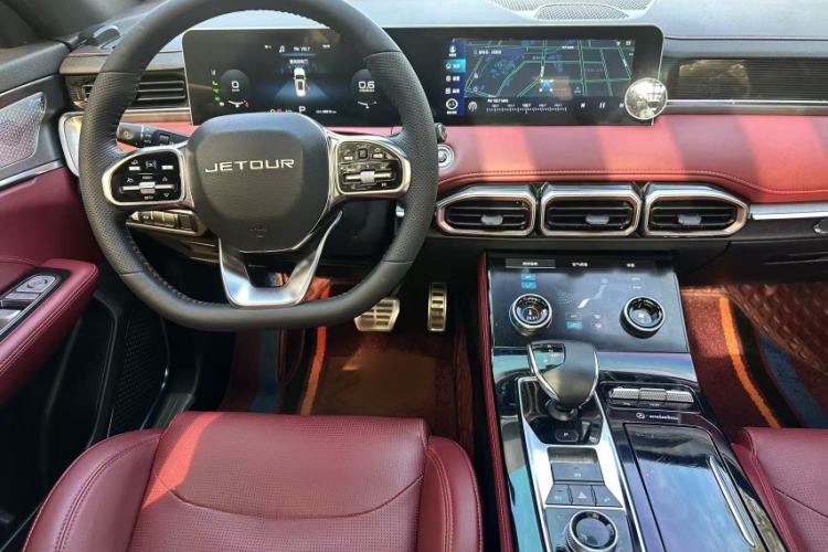 Used JETOUR X70 PLUS 2021 1.6T DCT 7-Seater
