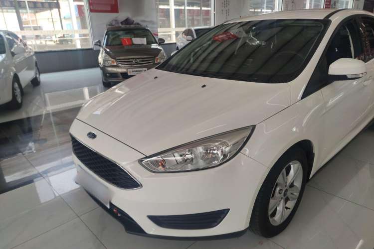 Used Ford Focus 2018 Hatchback Classic 1.6L Automatic Comfort Plus SmartDrive Edition
