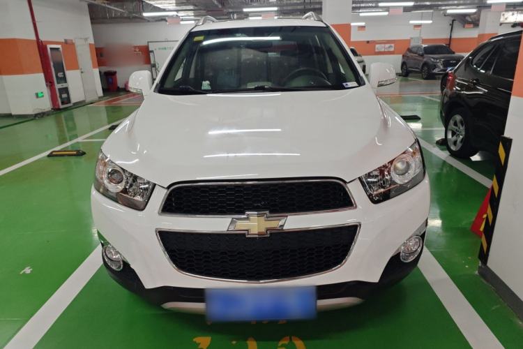 Used Chevrolet Captiva 2014 2.4L 4x4 Flagship Edition 7 Seats
