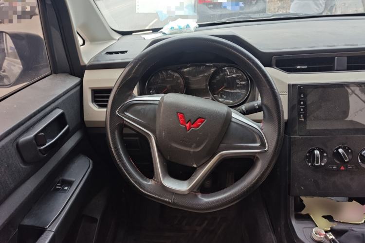 Used Wuling Zhengcheng 2021 1.5T Manual Comfort Version

