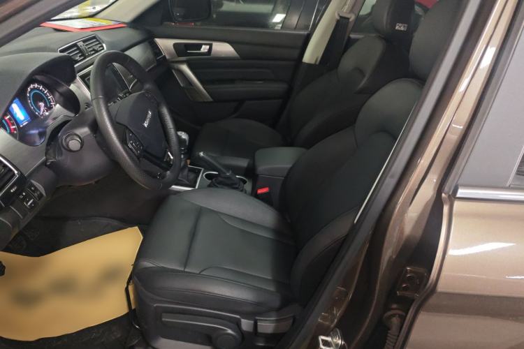 Used Haval H2 2017 Red-Label 1.5T Manual Two-Wheel-Drive Elite Model