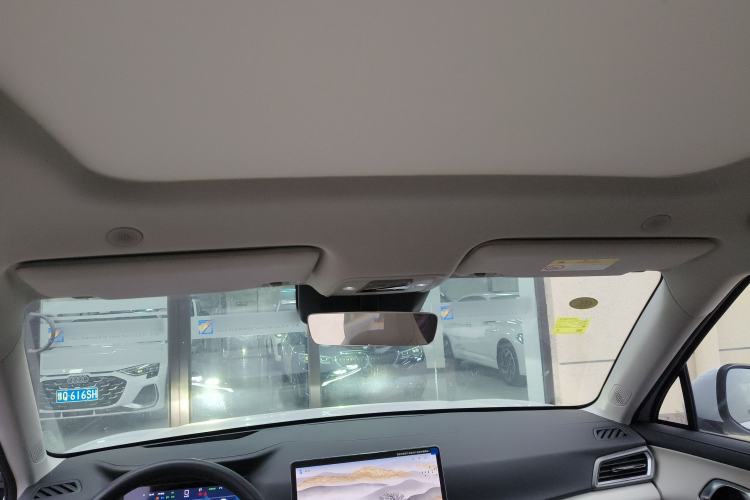 Used BYD Yuan UP 2025 Intelligent Driving Version 401 km Beyond-Range Edition