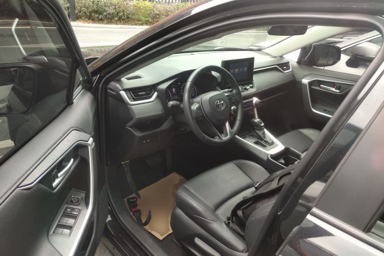 Used Toyota Wildlander 2022 2.0L CVT Two-Wheel Drive Urban Edition