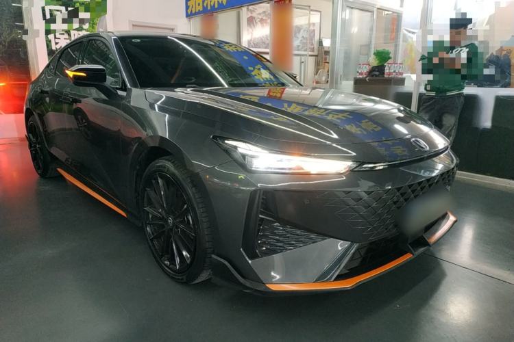 Used Changan UNI-V 2024 1.5T Prestige Sport Edition
