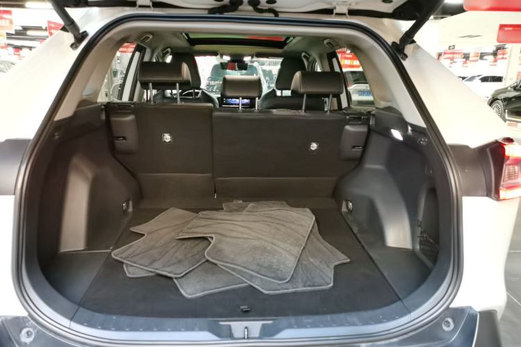 Used Toyota Wildlander 2023 Dual-Motor 2.5L E-CVT Four-Wheel Drive Prestige Edition
