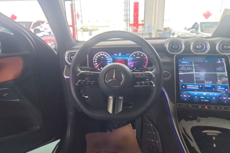 Used Mercedes-Benz GLC 2024 GLC 260 L 4MATIC Luxury Model 5 Seats